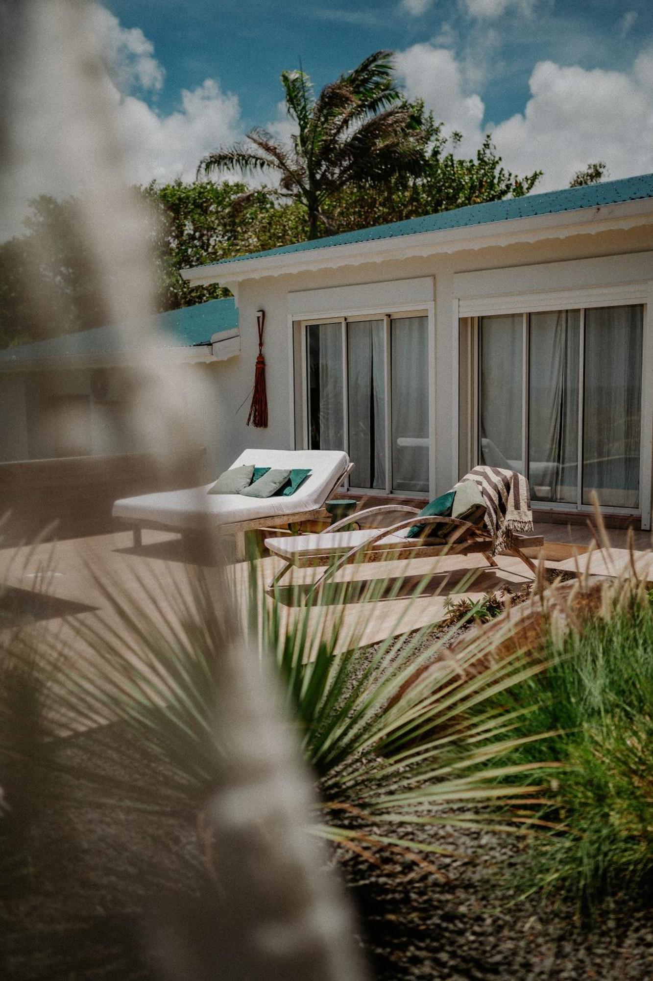 Villa Manika Vue Mer Le Moule Eksteriør billede